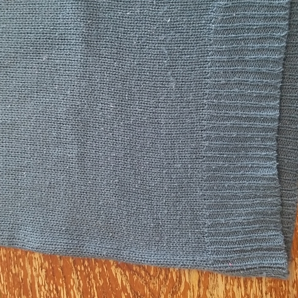 Tunic sweater - Picture 3 of 3